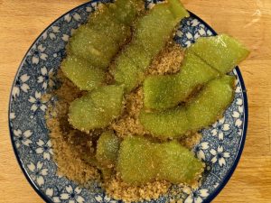 Snack con buccia di kiwi essicata - Riciblog